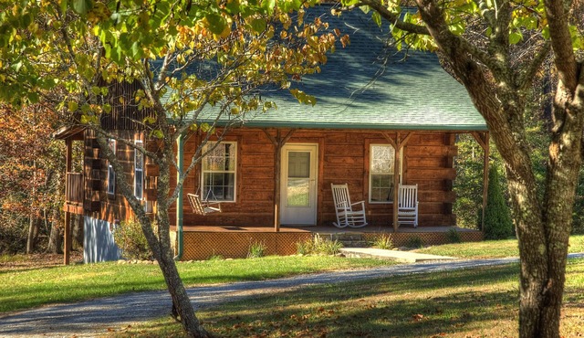 Spring into a cozy cabin!