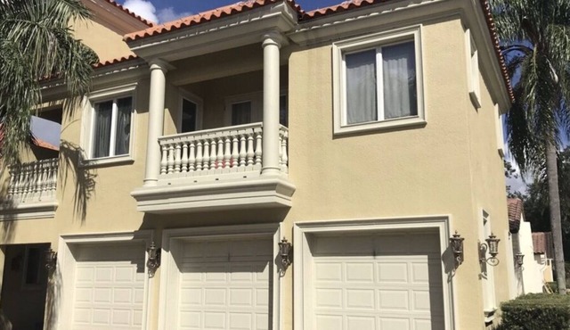 SPRING LAKE GETAWAY SUITE (Detached Guest House)