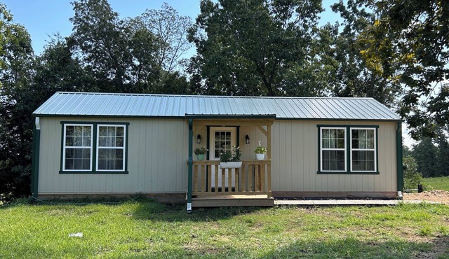 Spring Retreat, Personal Grill, Pet Friendly