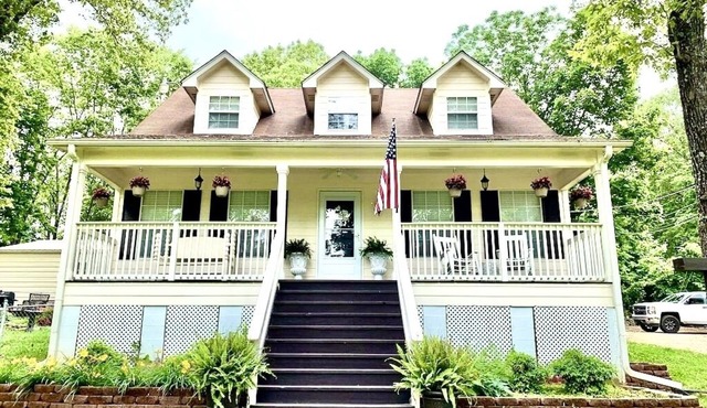 Spring River Getaway