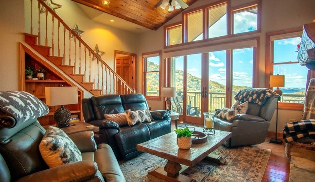 Spring Rock Retreat- Private Club Access