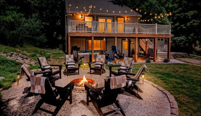 Spring Sales! Family FUN! 4 Private Bedrooms, Hot Tub, Game room