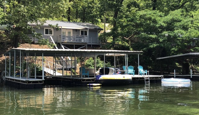 Spring Special, Lake Front,Featured on “HGTV" Private Dock!,Kayaks,Gas FirePit!