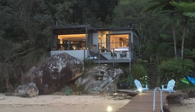 spring specials .ALLAWAH. fireside living HAWKESBURY RIVER spectacular views