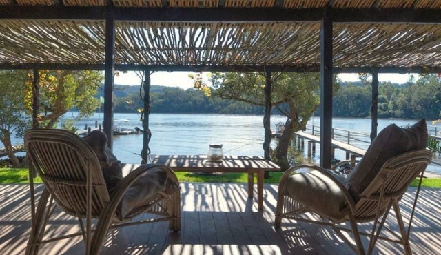spring specials .THE MILSON. fireside living HAWKESBURY RIVER - arrive by boat