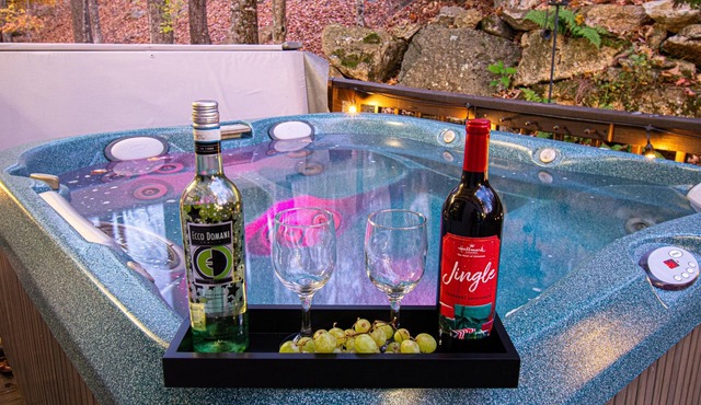 Spring Specials! Mtn Oasis-Hot tub- Arcades- Pets!