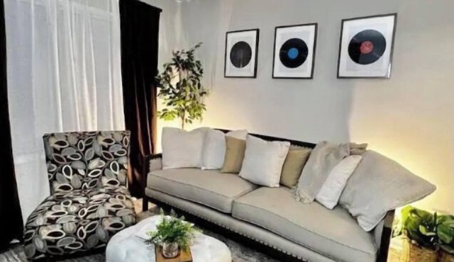 Spring Townhome mins to Six Flags Truist Park ATL