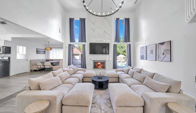 Spring TX Home w/Heated Pool, Hot Tub, Game Room, Movie Room – Near Houston