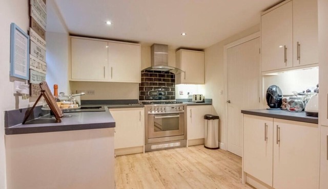 Spring Wood Cottage, relaunched for a more intimate luxury stay up to 10 guests.