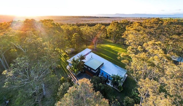 Springbank House - by Latitude South Coast