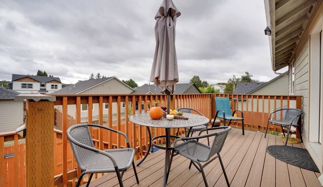 Springfield Apt w/Deck + Central Location!