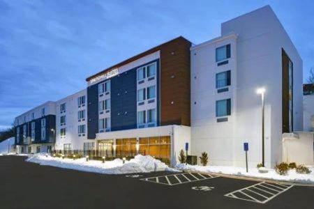 Springhill Suites by Marriott