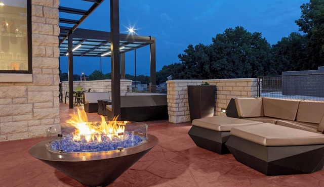 SpringHill Suites by Marriott Kansas City Plaza