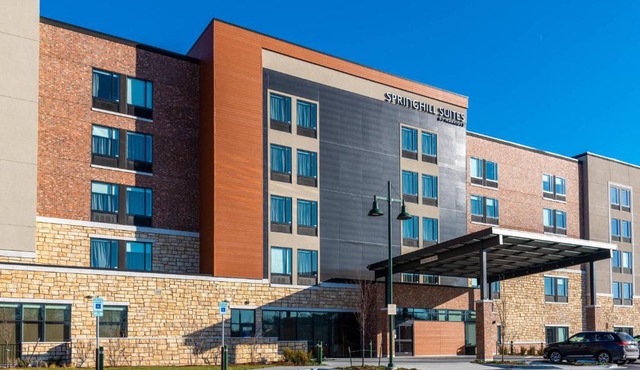 SpringHill Suites by Marriott Overland Park Leawood