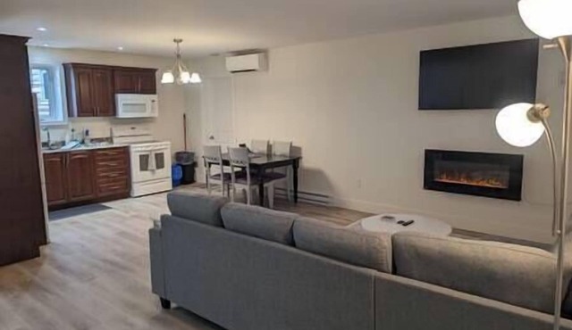 Springhouse Seaside Retreat 2-Bedroom on the Bay