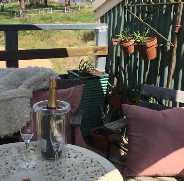 Springmead Rustic Cabin