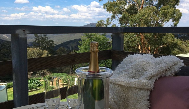 Springmead Rustic Cabin - Relax Revitalised Rejuvenate