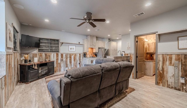 Springs Ridge A - 2BR/2BA - Lakeside Property