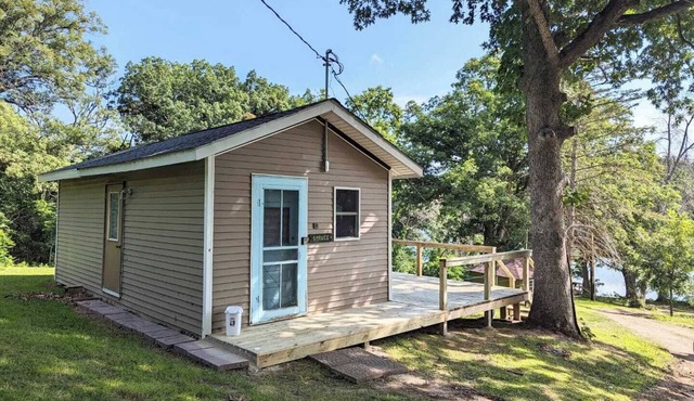 Spruce Cabin - Lake Views & Pet Friendly