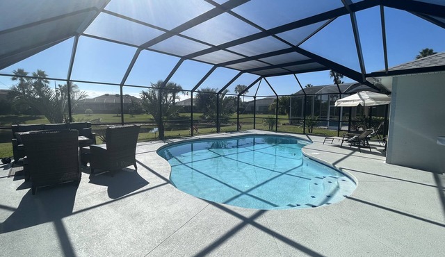 Spruce Creek Fly-in Community, 24 hr Security gated Community/inground pool