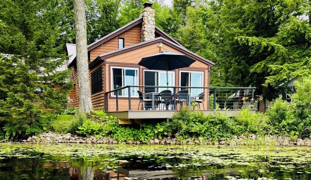 Spruce Lake CabinnThe perfect, peaceful get away right on the lake!
