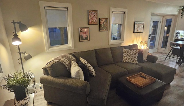 Spruce Suite (Broken Pine)