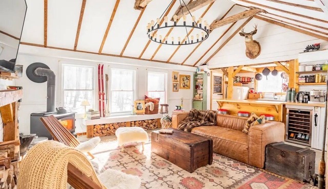 Spruceton Hollow - hot tub, hiking, breweries!