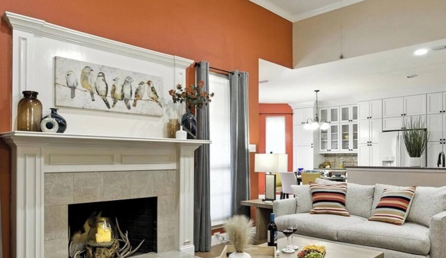 Spur of the Moment - West Texas Escape Sleeps 7