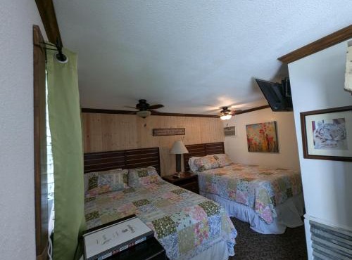 Squaw Valley Motel Room 7