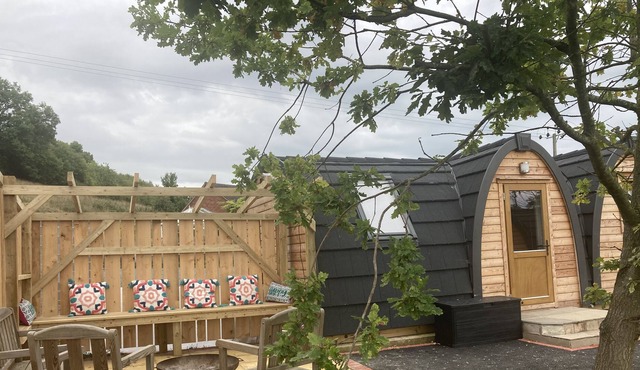 Squirrel 2 bedroomed glamping Pod