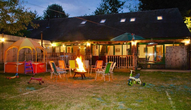 Squirrel Barn is a friendly very hi-spec barn conversion with wifi and hot tub