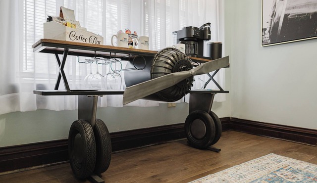 Sr Pilot Earhart Hangar Suite; 2 br K &Q, 1 Ba