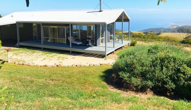 SRI MENANTI COTTAGE @ IMPIANA