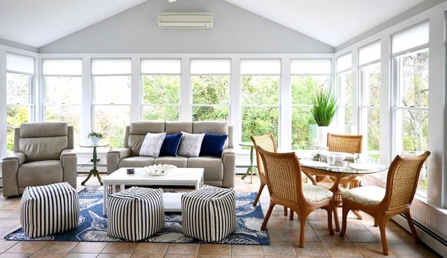 SS Escape | Walk to Beaches | Newly Renovated | Dog Friendly