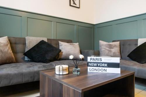 St Albans Centre Home - 4BR - 2 FREE parking