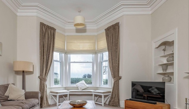 St Albans Lower | Elie