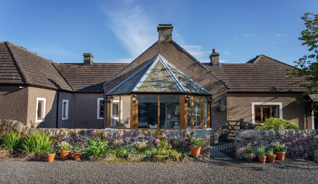 St Andrews Retreat - Ten Bedroom Villa, Sleeps 20