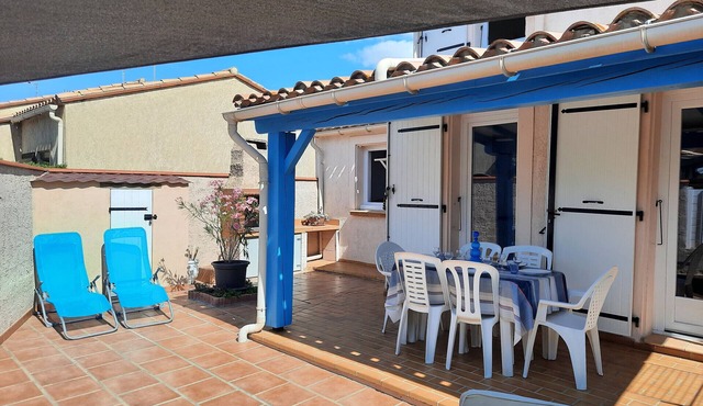 St Cyprien beautiful holiday home near the beach