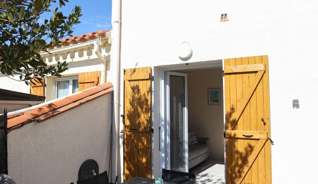 St Cyprien beautiful house large terrace and air conditioning
