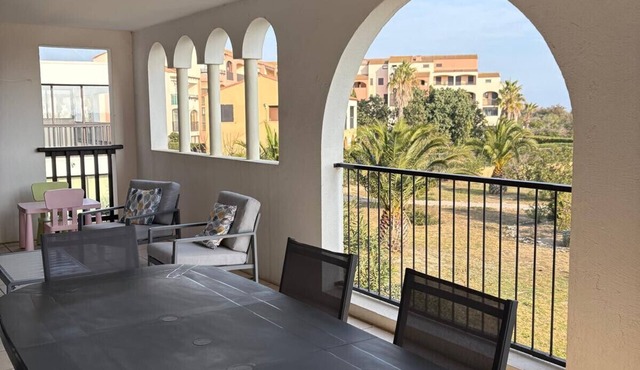 St Cyprien Beautiful apartment with sea view