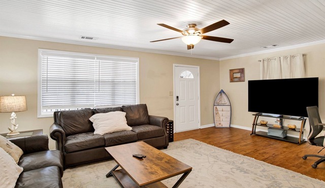 ST-Gardenia Circle Cottage