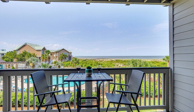 St Helena Island Condo - 1/2 Mi to Beach
