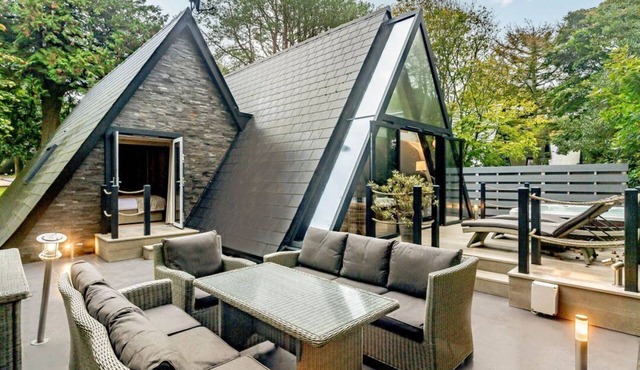 St Ives Studio Spa, Praze-An-Beeble