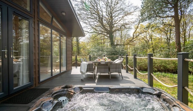 St Ives Studio Spa, Praze-An-Beeble