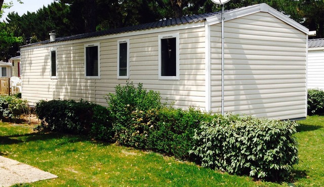 ST-JEAN DE MONTS, RECENT MOBILE HOME, 3 BED, 2 BATHROOM, 6/8 PERS 4 * SELLING CAMPSITE