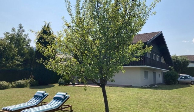 St Jorioz, Holiday home, lake access 300m