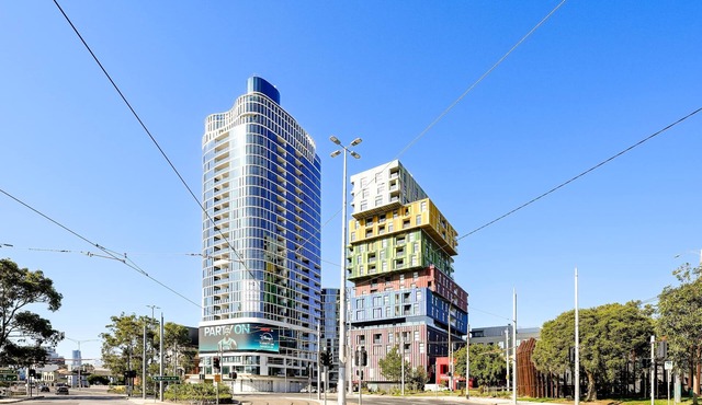 St Kilda 2BR| Free car park| Easy tram access to CBD