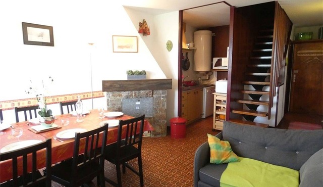St-Lary-Soulan: Duplex T3, Sleeps 9, Fully Equipped with Balcony