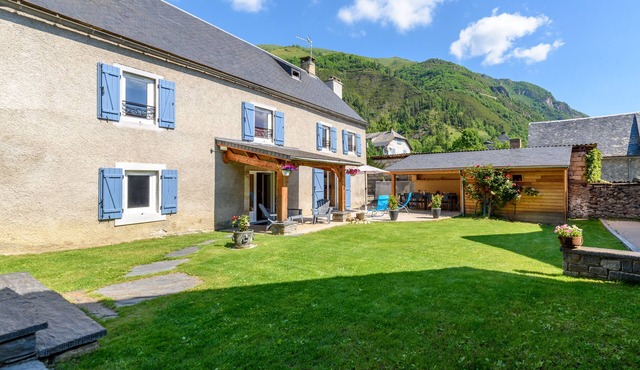 St Lary/vignec: "les 3 Flocons" Maison de Vacances 10 Personnes