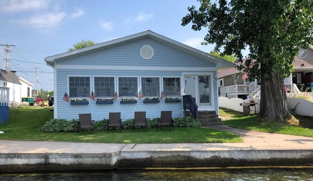 St. Lawrence Riverfront Cottage with Private Dock